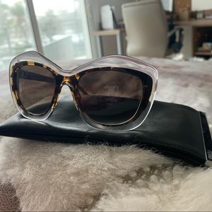 New (never used), authentic Womens Fendi FF029 designer statement sunglasses.